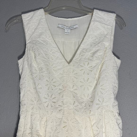 Diane Von Furstenberg Eyelet Embroidered Sheath Mini Dress Size 0 Pockets Luxury - Picture 3 of 11